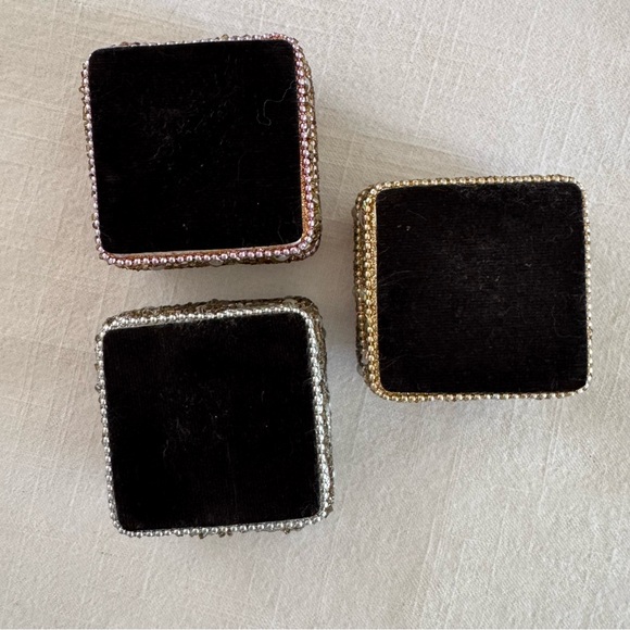 Vintage Beaded Jewelry trinket Box - Gold and Pearl - Picture 7 of 7